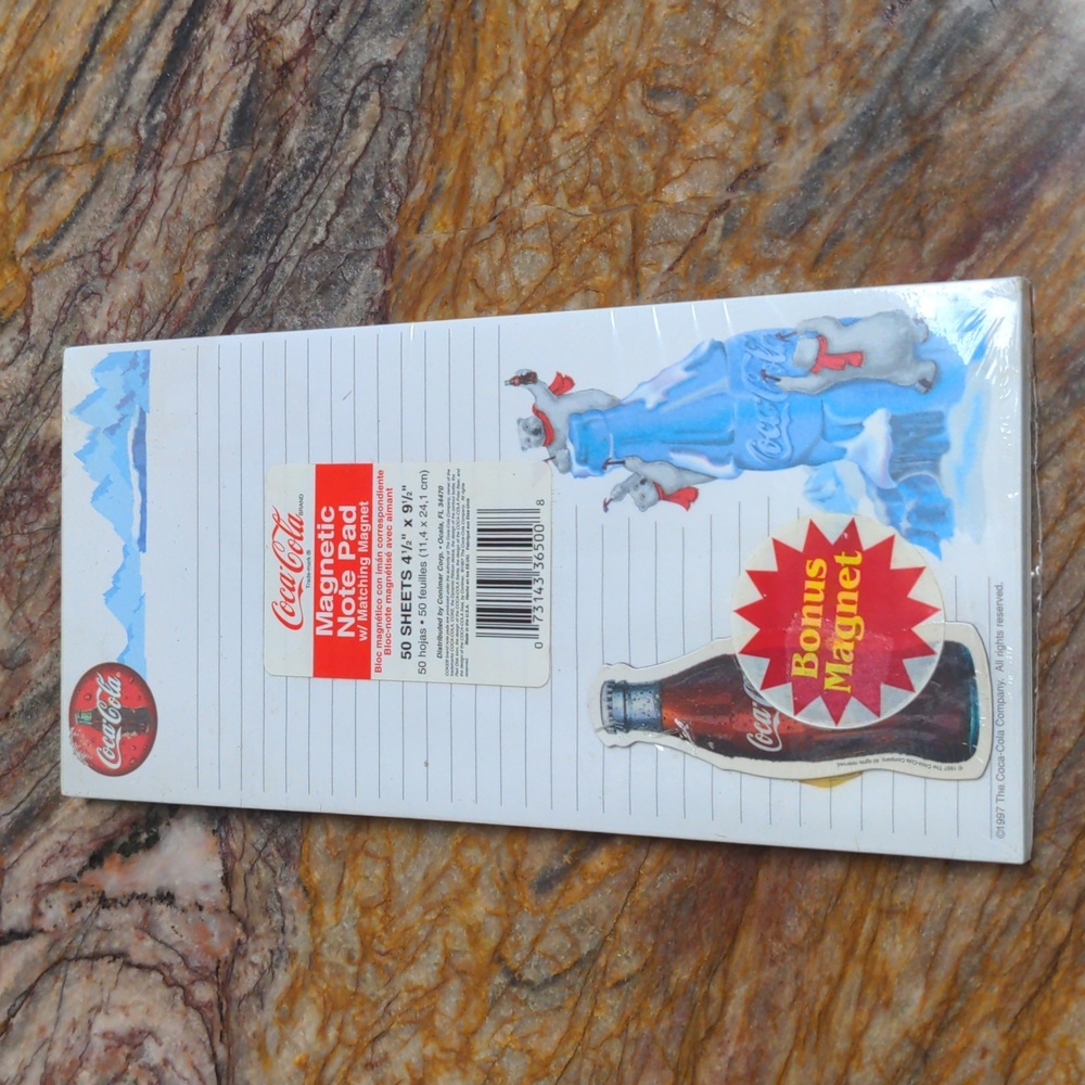 Coca-Cola Magnetic Note Pad Paper -NEW
